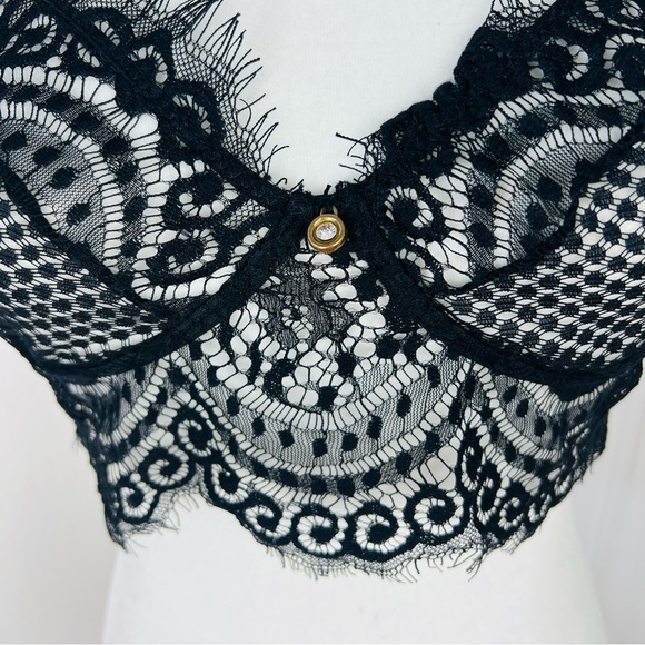 Avid love bralette size XL - Picture 2 of 4